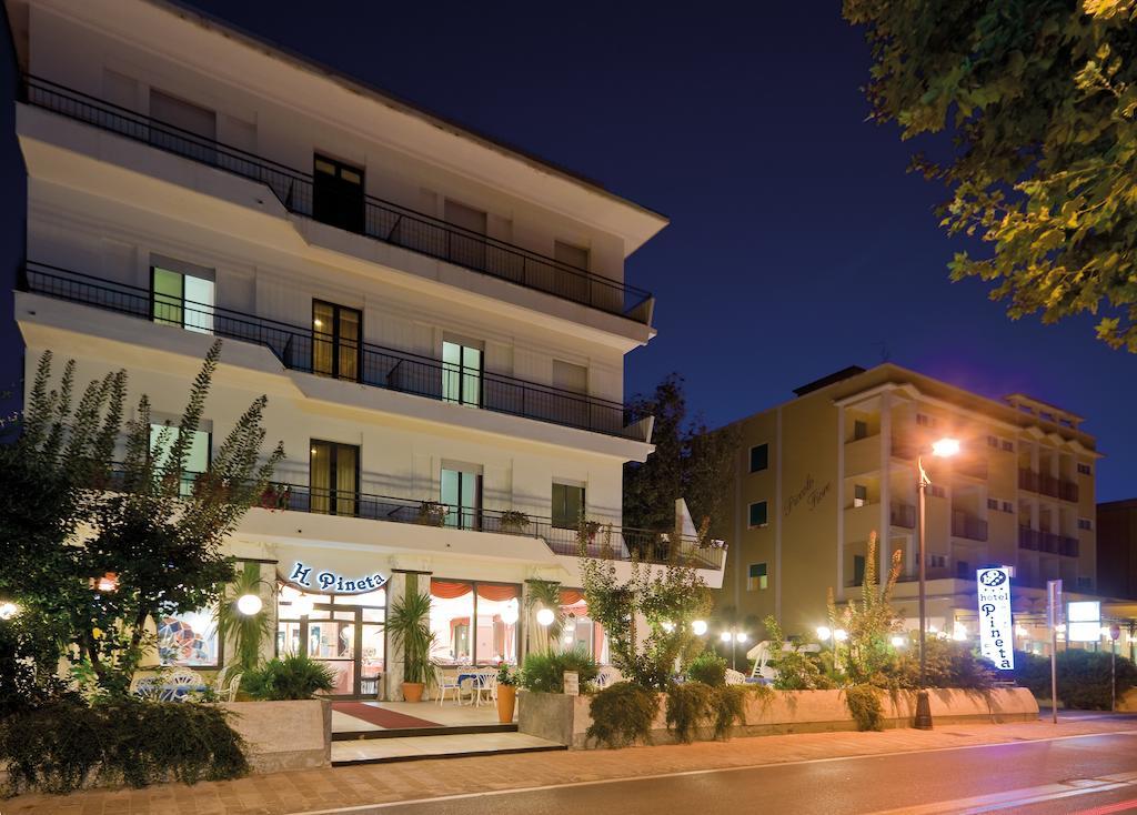 Hotel Pineta Bellaria-Igea Marina Exteriér fotografie